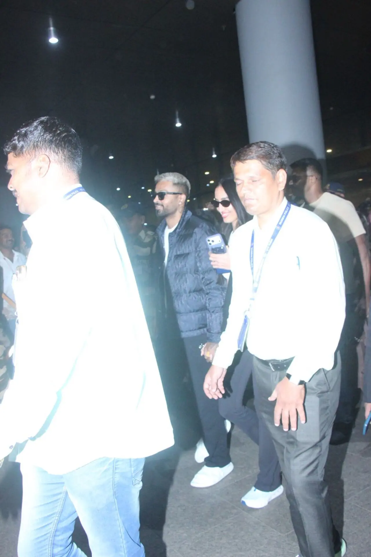 After the historic T20 World Cup win, Hardik Pandya was spotted returing to the bay with GF Mahieka Sharma.